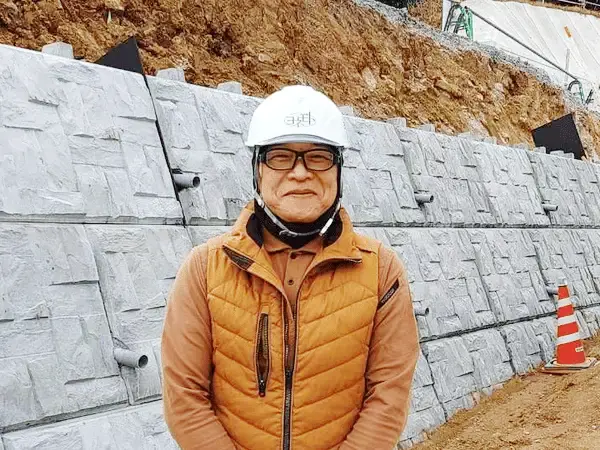 岩国市の建設会社「ヨネモト興産」代表取締役: 米本 佳正(一級土木施工管理技士)